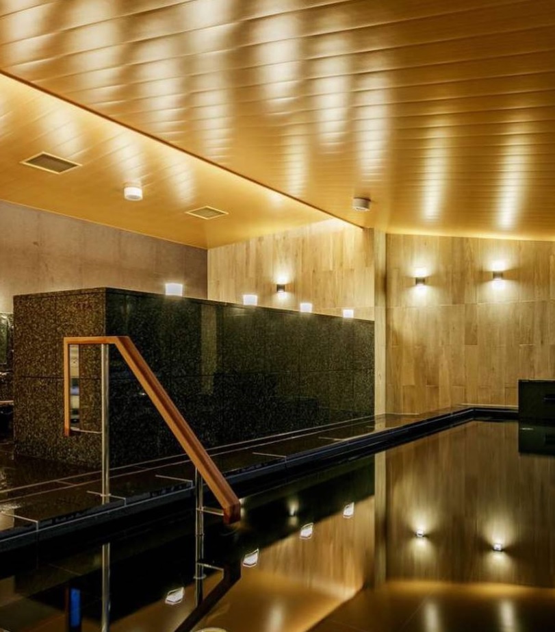 �}���[�g�X��